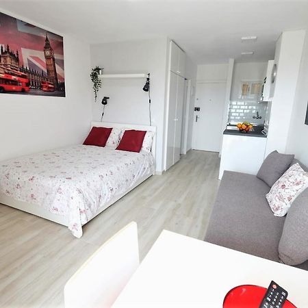 Iris Sea View Benalmadena Apartman Kültér fotó