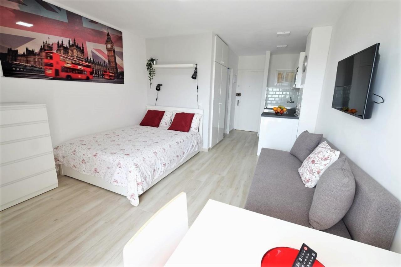Iris Sea View Benalmadena Apartman Kültér fotó