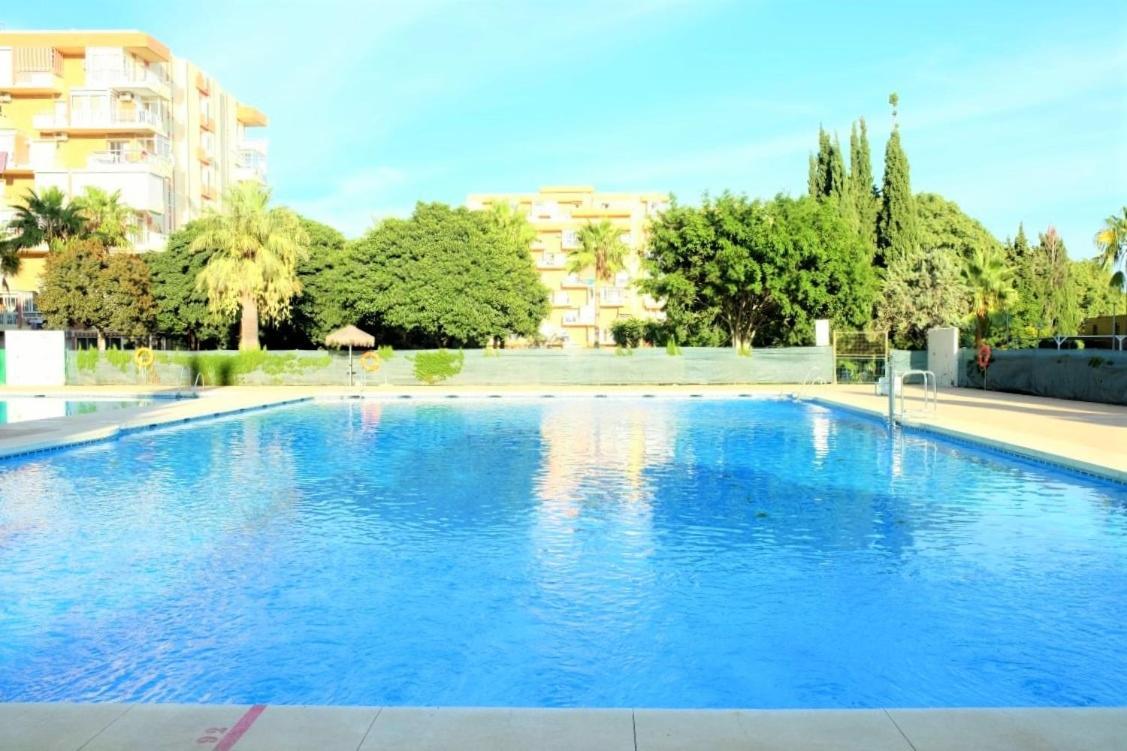 Iris Sea View Benalmadena Apartman Kültér fotó