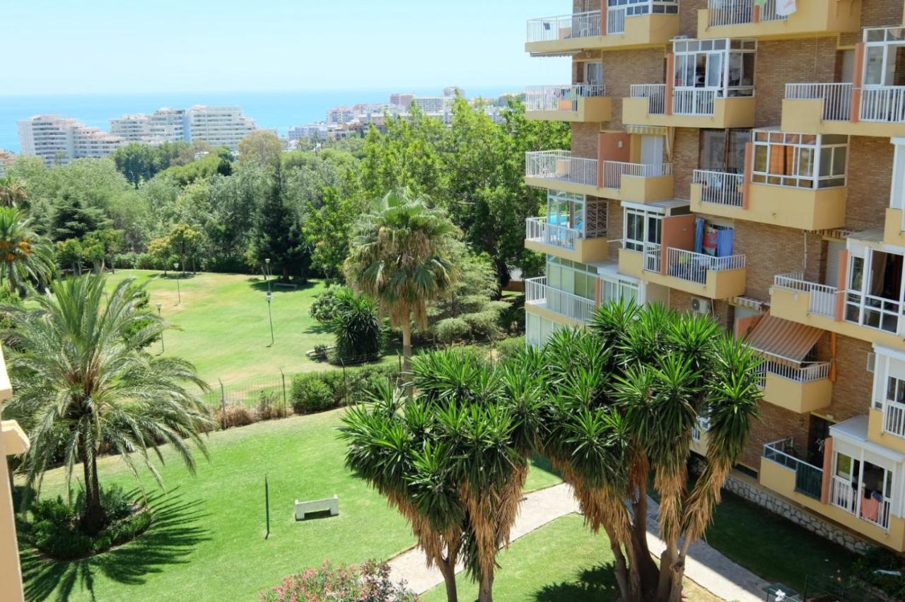 Iris Sea View Benalmadena Apartman Kültér fotó