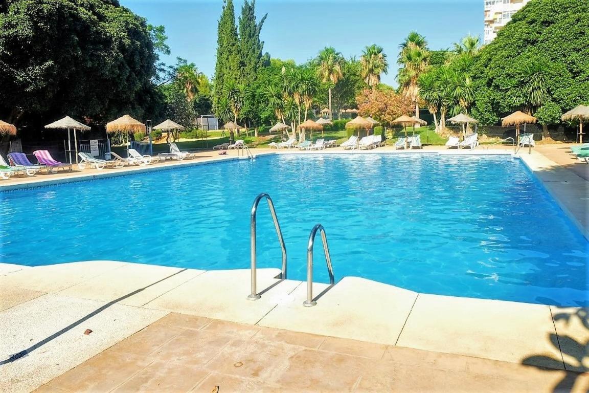 Iris Sea View Benalmadena Apartman Kültér fotó